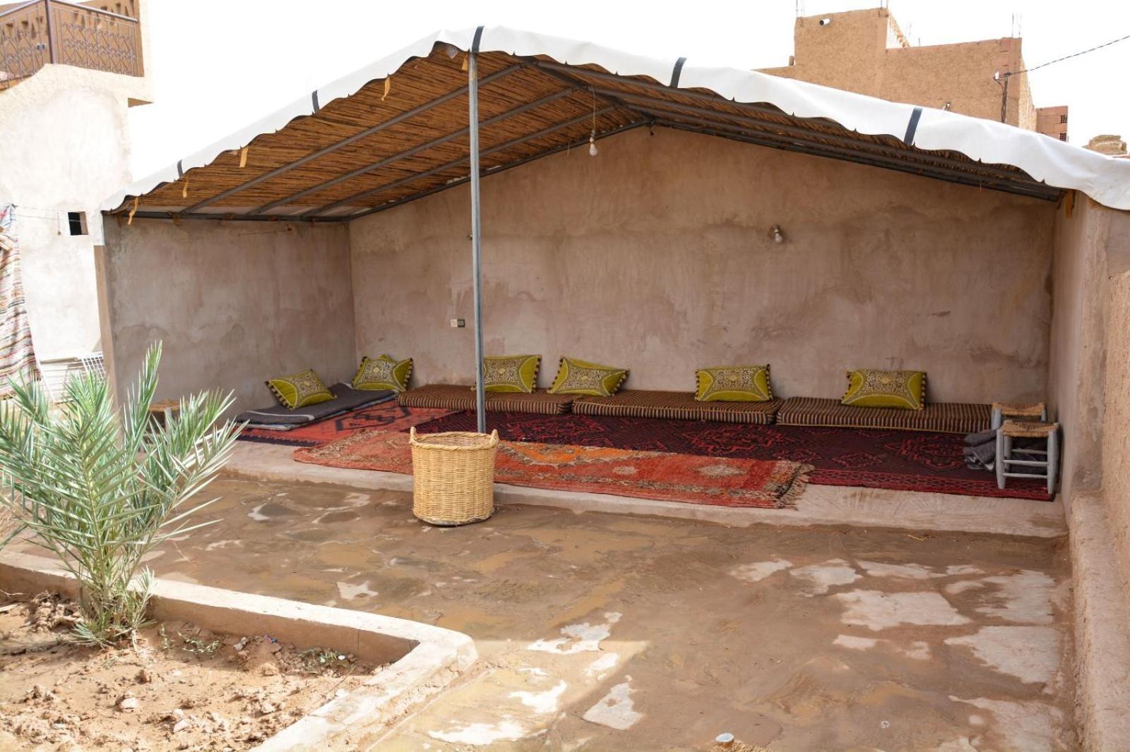 Sahara House Hotell Merzouga Exteriör bild